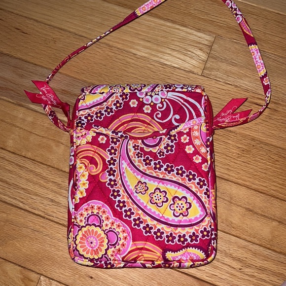 Vera Bradley Crossbody Raspberry Fizz 2008 - Picture 3 of 5